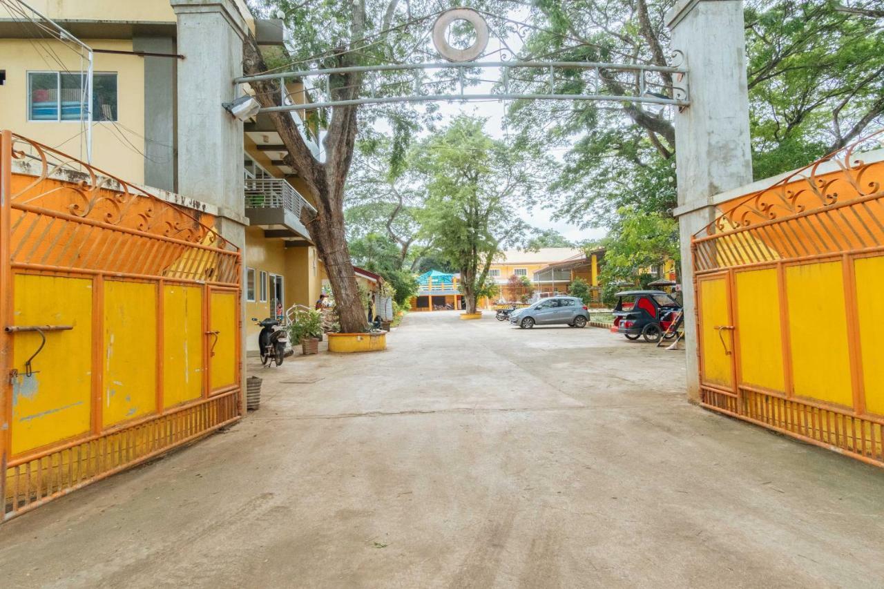 Reddoorz Premium @ Gabinete Road Palawan Hotel Puerto Princesa Exterior photo