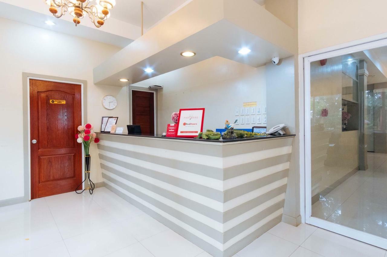 Reddoorz Premium @ Gabinete Road Palawan Hotel Puerto Princesa Exterior photo