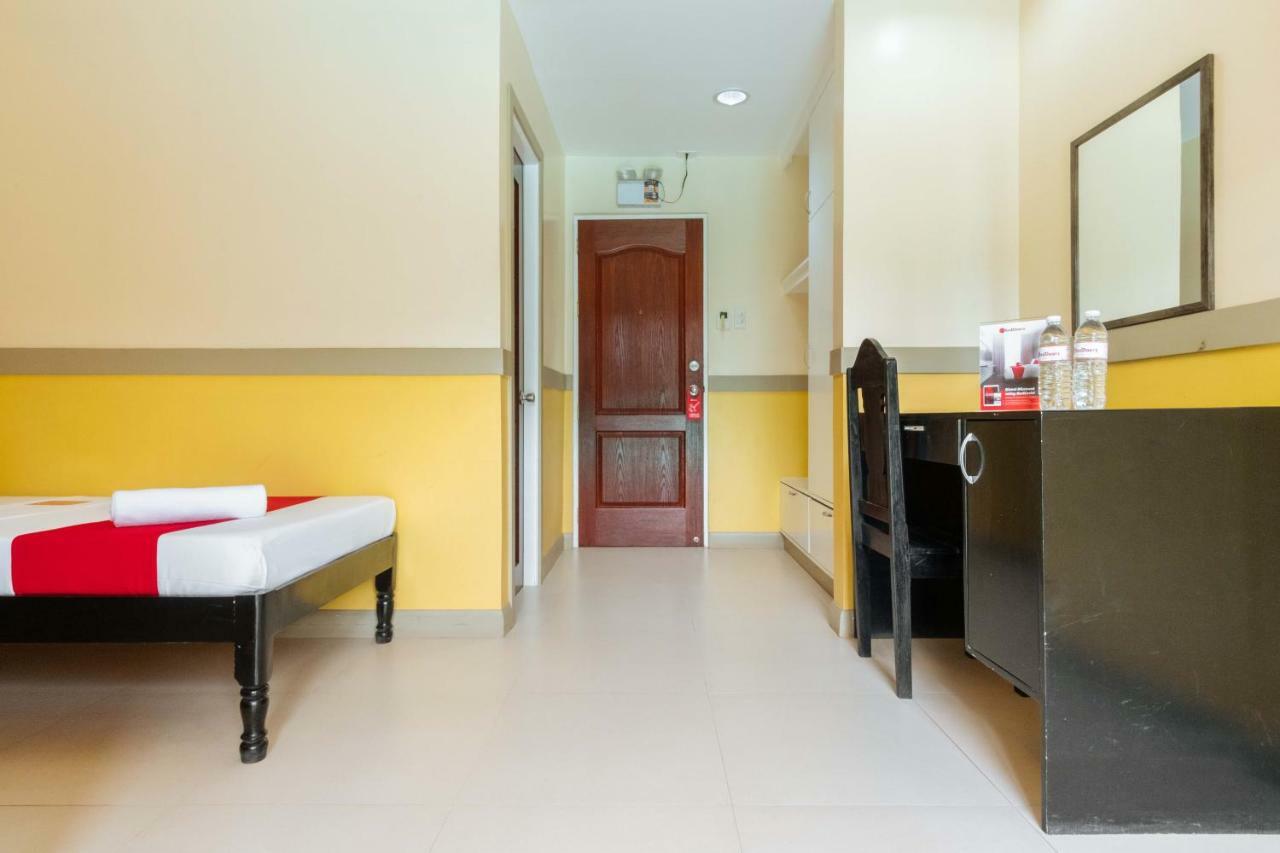 Reddoorz Premium @ Gabinete Road Palawan Hotel Puerto Princesa Exterior photo