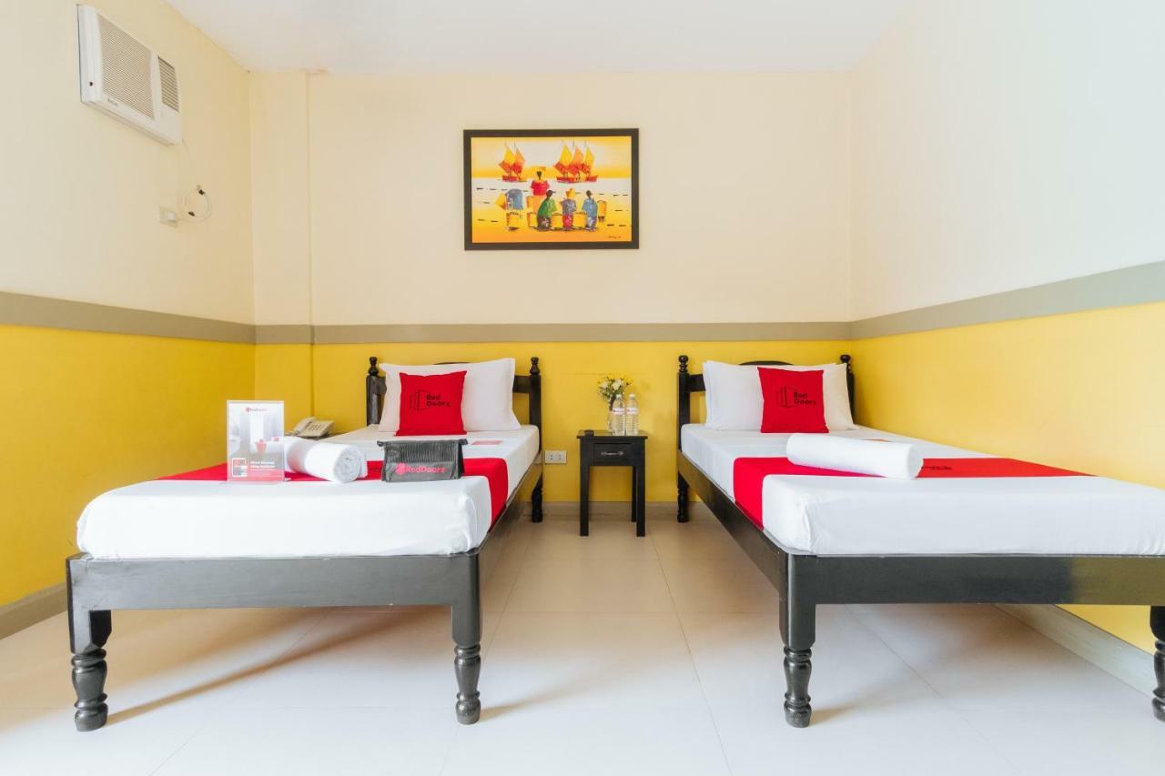Reddoorz Premium @ Gabinete Road Palawan Hotel Puerto Princesa Exterior photo