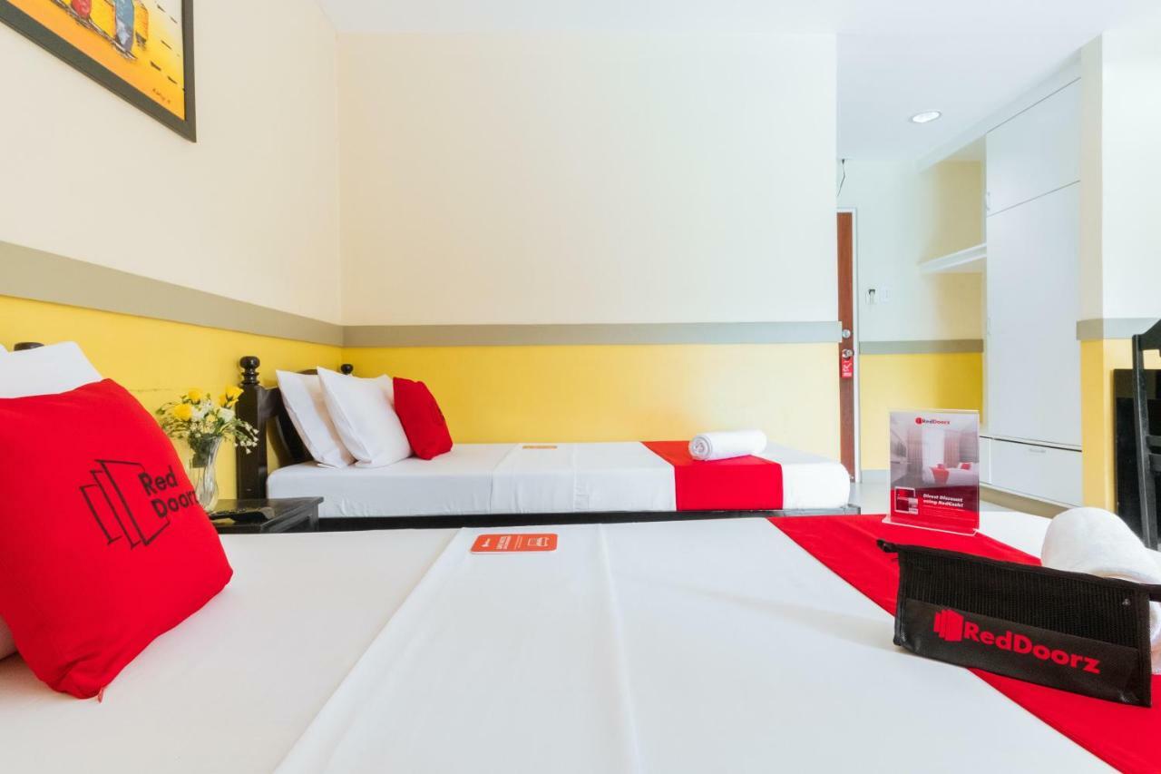 Reddoorz Premium @ Gabinete Road Palawan Hotel Puerto Princesa Exterior photo